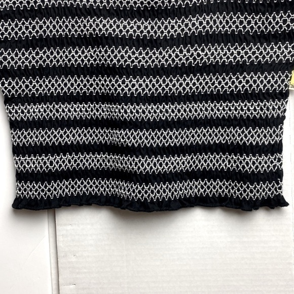 AEROPOSTALE Black & White Smocked & Yellow Knit Cropped Tank Tops Sz M & L\G - Picture 15 of 16